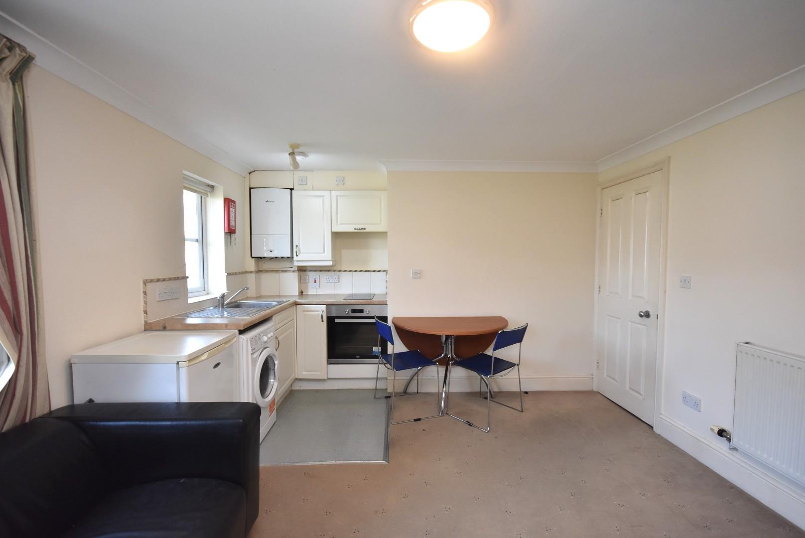 8 St. Canna Close, Cardiff, CF5 1QA
